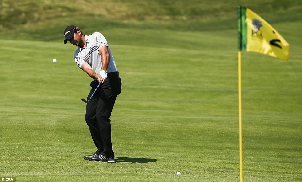 Jason Day pitch shot