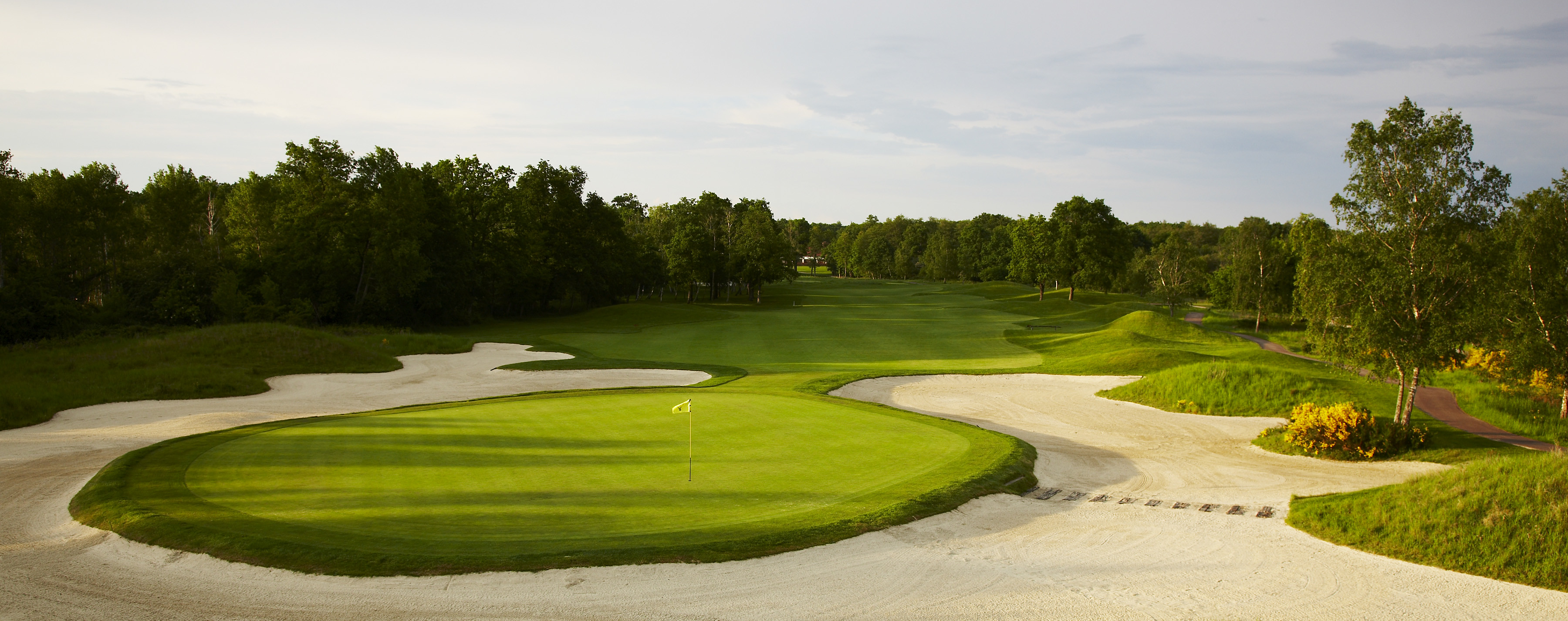 golf course sand bunkers