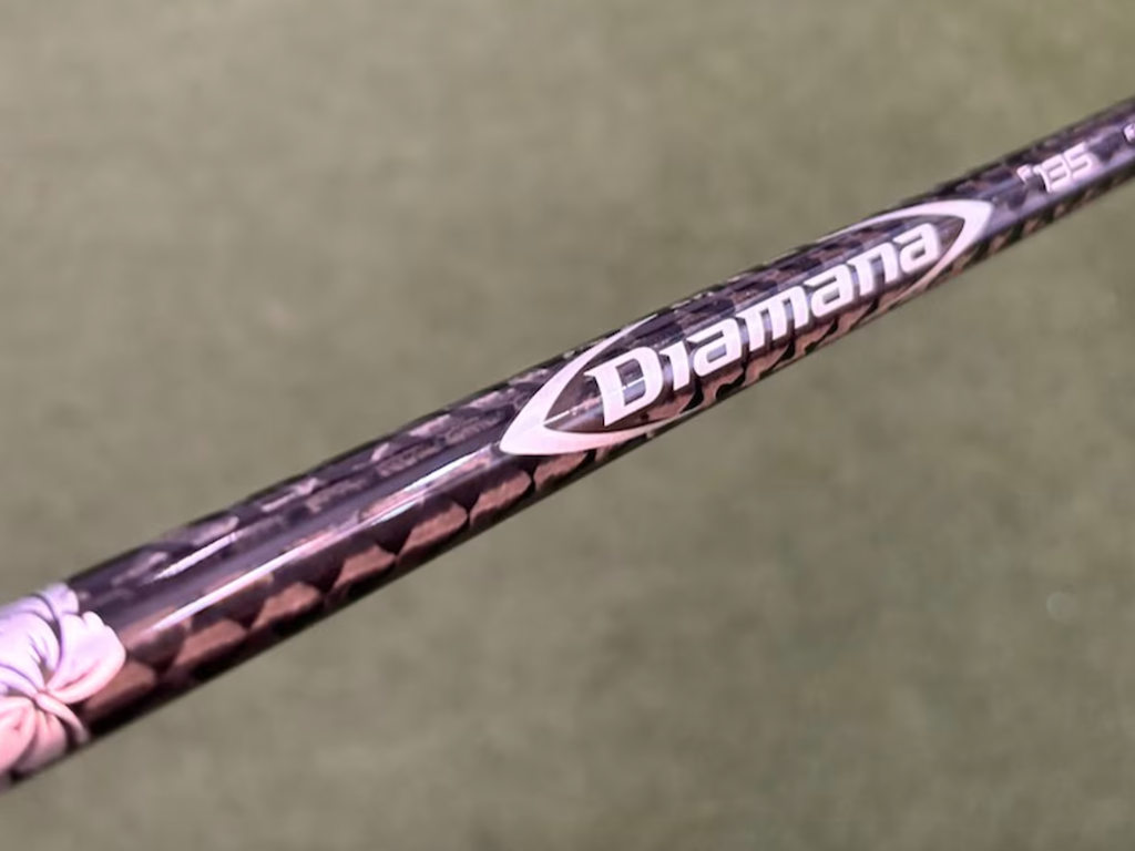 collin morikawa graphite putter shaft